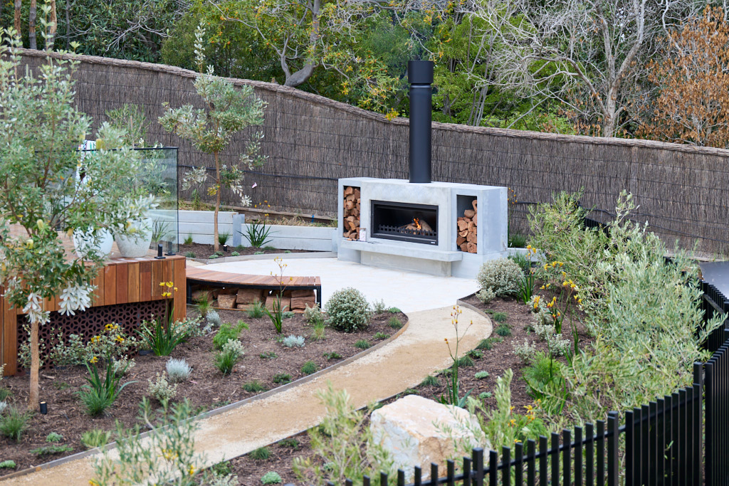 H2 RM11 Lisa and Rosco-Burton-fireplace