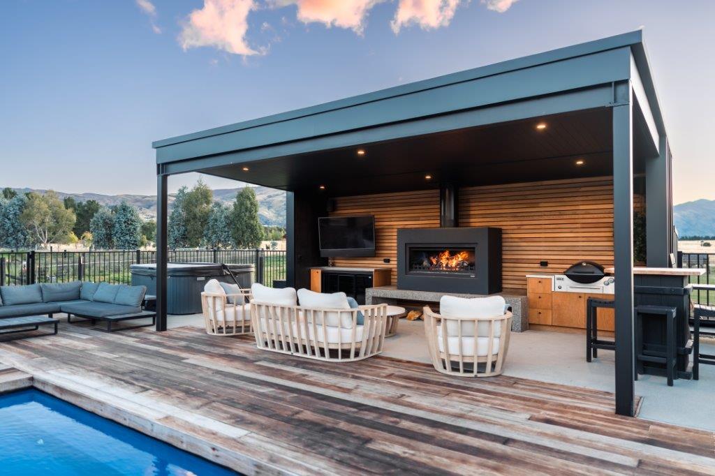 Burton-Wanaka-Polished-Plinth-through-roof-poolside