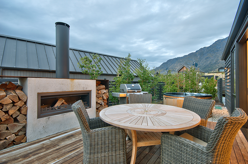 burton-with-corten-steel-bleed